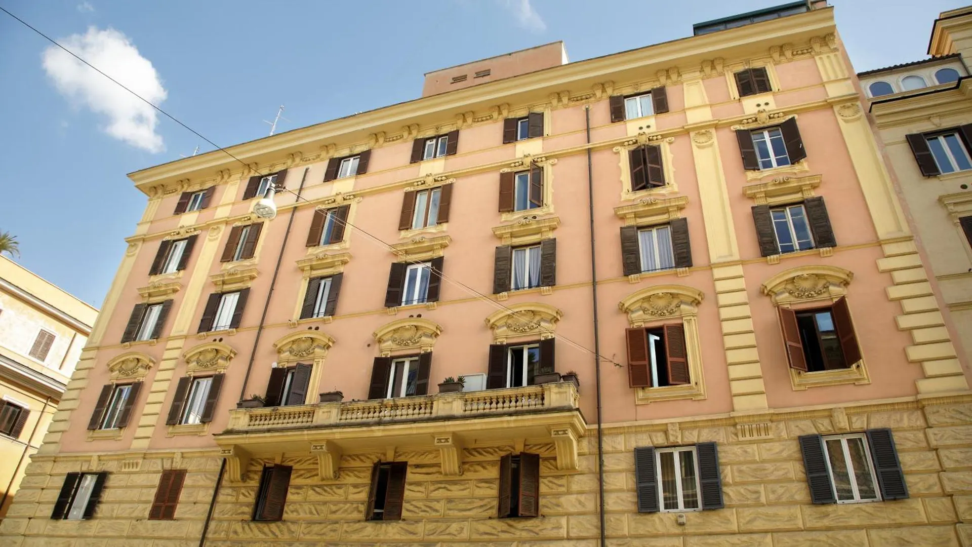Porta Castello Charme Apartment Rome Italy